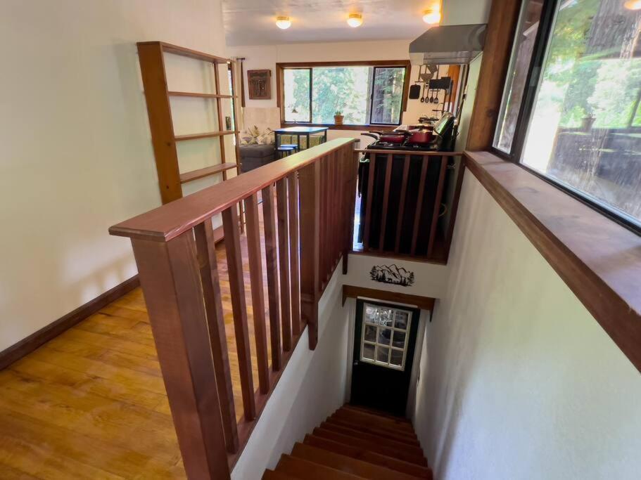 가버빌 Little House In The Redwoods With A Hot Tub! 아파트 외부 사진